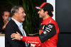 GP GRAN BRETAGNA, Nigel Mansell (GBR) with Carlos Sainz Jr (ESP) Ferrari F1-75.
02.07.2022. Formula 1 World Championship, Rd 10, British Grand Prix, Silverstone, England, Qualifiche Day.
- www.xpbimages.com, EMail: requests@xpbimages.com ¬© Copyright: Batchelor / XPB Images