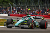 GP GRAN BRETAGNA, Sebastian Vettel (GER) Aston Martin F1 Team AMR22.
02.07.2022. Formula 1 World Championship, Rd 10, British Grand Prix, Silverstone, England, Qualifiche Day.
- www.xpbimages.com, EMail: requests@xpbimages.com © Copyright: Batchelor / XPB Images