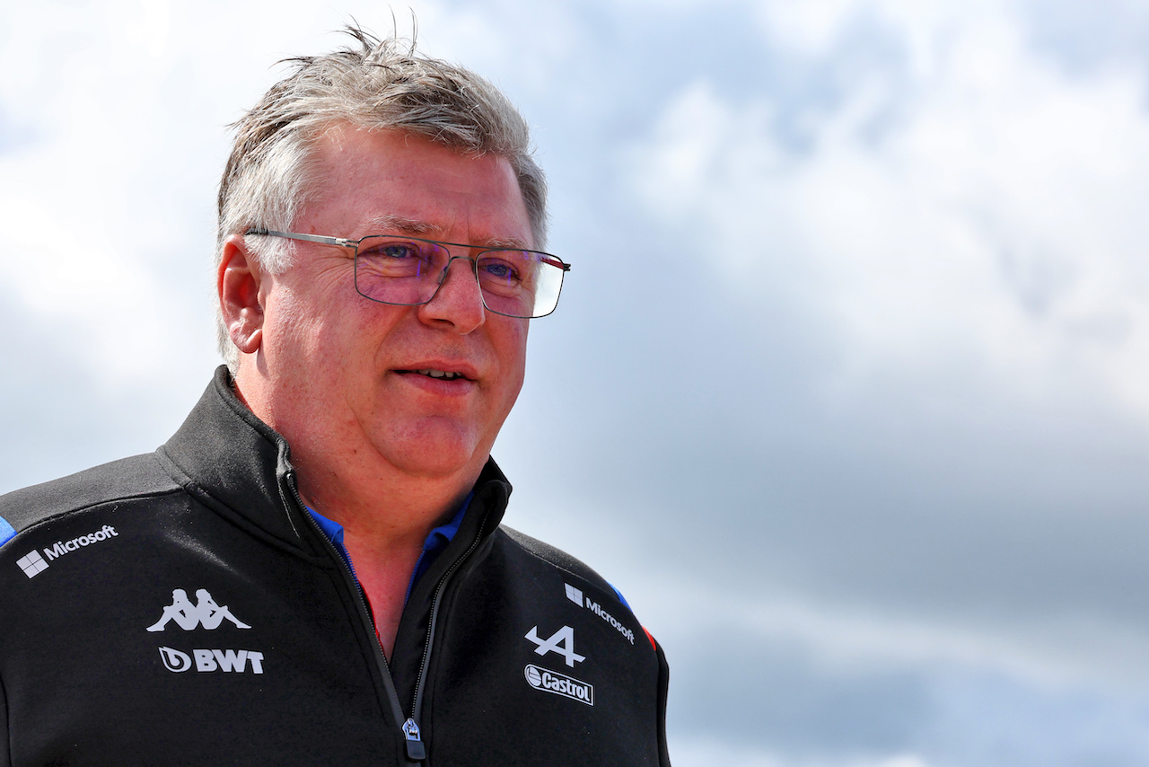 GP GRAN BRETAGNA, Otmar Szafnauer (USA) Alpine F1 Team, Team Principal.
01.07.2022. Formula 1 World Championship, Rd 10, British Grand Prix, Silverstone, England, Practice Day.
- www.xpbimages.com, EMail: requests@xpbimages.com © Copyright: Batchelor / XPB Images