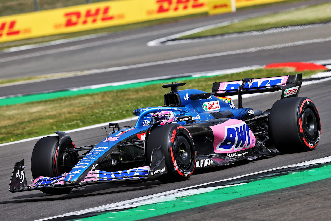 GP GRAN BRETAGNA, Fernando Alonso (ESP) Alpine F1 Team A522.
01.07.2022. Formula 1 World Championship, Rd 10, British Grand Prix, Silverstone, England, Practice Day.
- www.xpbimages.com, EMail: requests@xpbimages.com © Copyright: Moy / XPB Images