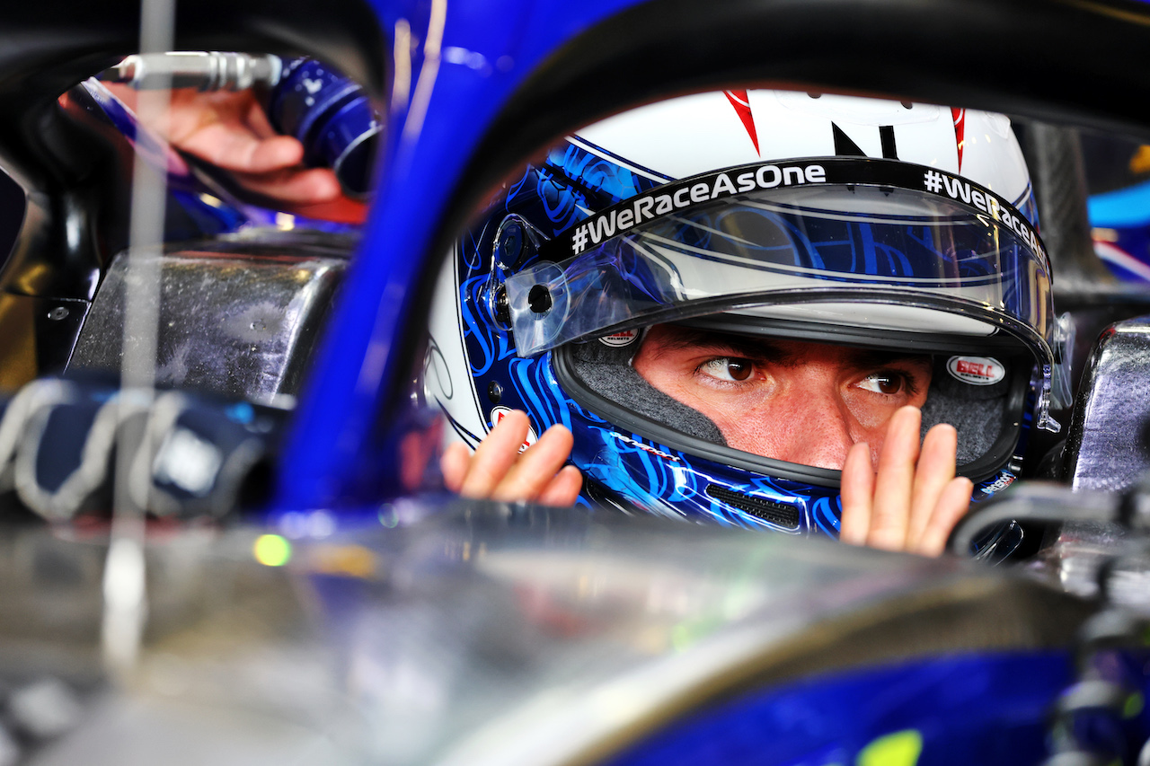 GP GRAN BRETAGNA, Nicholas Latifi (CDN) Williams Racing FW44.
01.07.2022. Formula 1 World Championship, Rd 10, British Grand Prix, Silverstone, England, Practice Day.
- www.xpbimages.com, EMail: requests@xpbimages.com © Copyright: Batchelor / XPB Images