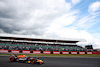 GP GRAN BRETAGNA, Max Verstappen (NLD) Red Bull Racing RB18.
01.07.2022. Formula 1 World Championship, Rd 10, British Grand Prix, Silverstone, England, Practice Day.
 - www.xpbimages.com, EMail: requests@xpbimages.com © Copyright: Coates / XPB Images