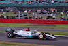 GP GRAN BRETAGNA, George Russell (GBR) Mercedes AMG F1 W13.
01.07.2022. Formula 1 World Championship, Rd 10, British Grand Prix, Silverstone, England, Practice Day.
- www.xpbimages.com, EMail: requests@xpbimages.com © Copyright: Moy / XPB Images
