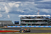 GP GRAN BRETAGNA, Max Verstappen (NLD) Red Bull Racing RB18.
01.07.2022. Formula 1 World Championship, Rd 10, British Grand Prix, Silverstone, England, Practice Day.
- www.xpbimages.com, EMail: requests@xpbimages.com © Copyright: Bearne / XPB Images