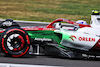 GP GRAN BRETAGNA, Guanyu Zhou (CHN) Alfa Romeo F1 Team C42 - flow-vis paint.
01.07.2022. Formula 1 World Championship, Rd 10, British Grand Prix, Silverstone, England, Practice Day.
- www.xpbimages.com, EMail: requests@xpbimages.com © Copyright: Moy / XPB Images