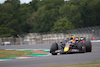 GP GRAN BRETAGNA, Max Verstappen (NLD) Red Bull Racing RB18.
01.07.2022. Formula 1 World Championship, Rd 10, British Grand Prix, Silverstone, England, Practice Day.
- www.xpbimages.com, EMail: requests@xpbimages.com © Copyright: Rew / XPB Images