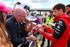 GP GRAN BRETAGNA, Charles Leclerc (MON) Ferrari signs autographs for the fans.
01.07.2022. Formula 1 World Championship, Rd 10, British Grand Prix, Silverstone, England, Practice Day.
- www.xpbimages.com, EMail: requests@xpbimages.com © Copyright: Batchelor / XPB Images