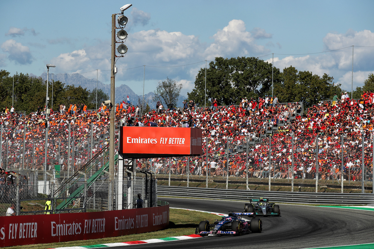 GP ITALIA, Fernando Alonso (ESP) Alpine F1 Team A522.
11.09.2022. Formula 1 World Championship, Rd 16, Italian Grand Prix, Monza, Italy, Gara Day.
 - www.xpbimages.com, EMail: requests@xpbimages.com © Copyright: Coates / XPB Images