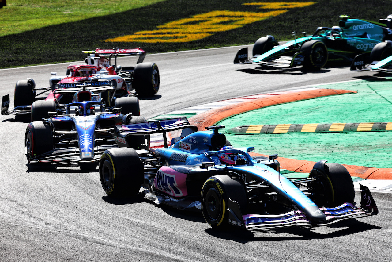 GP ITALIA, Fernando Alonso (ESP) Alpine F1 Team A522.
11.09.2022. Formula 1 World Championship, Rd 16, Italian Grand Prix, Monza, Italy, Gara Day.
- www.xpbimages.com, EMail: requests@xpbimages.com © Copyright: Batchelor / XPB Images