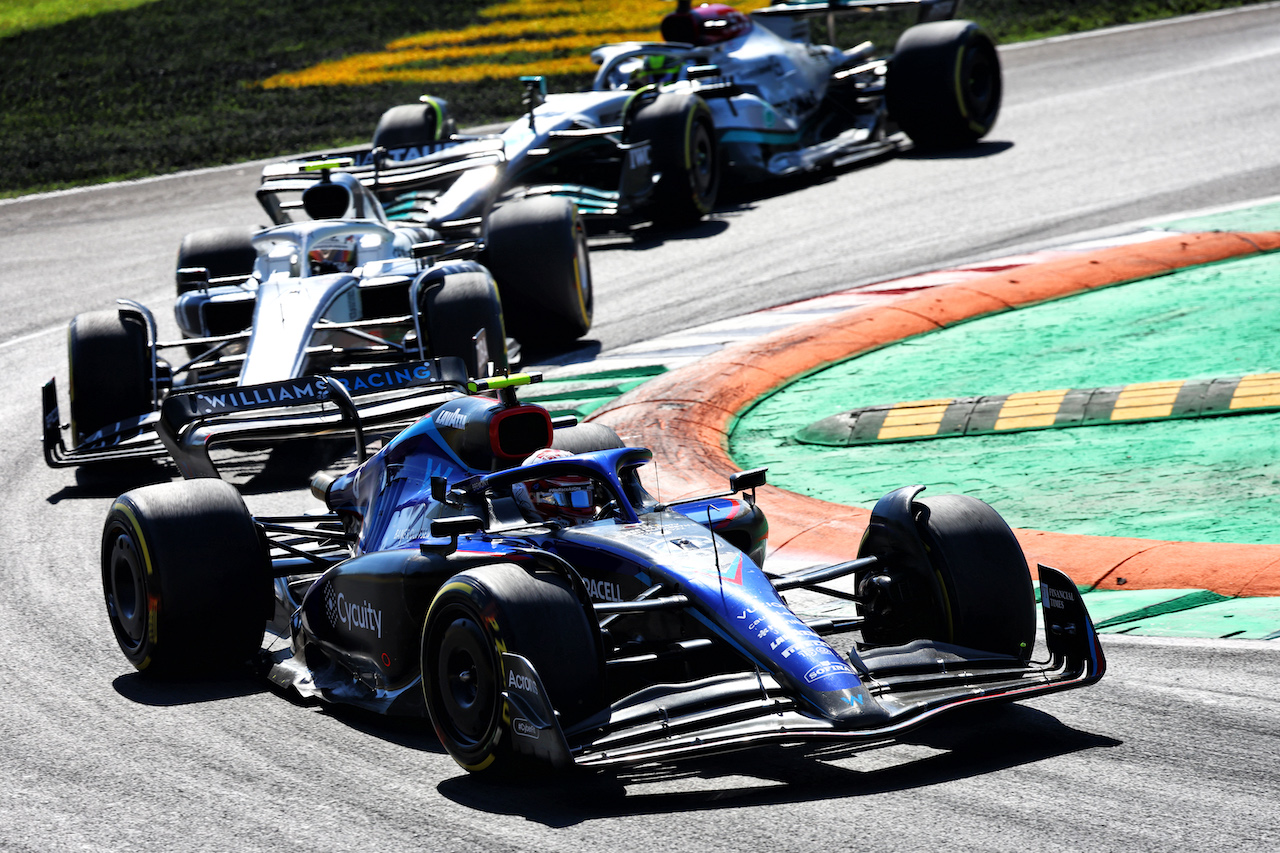 GP ITALIA, Nicholas Latifi (CDN) Williams Racing FW44.
11.09.2022. Formula 1 World Championship, Rd 16, Italian Grand Prix, Monza, Italy, Gara Day.
- www.xpbimages.com, EMail: requests@xpbimages.com © Copyright: Batchelor / XPB Images