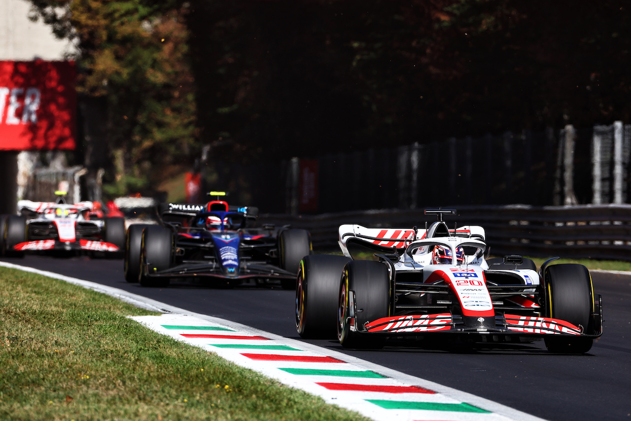 GP ITALIA, Kevin Magnussen (DEN) Haas VF-22.
11.09.2022. Formula 1 World Championship, Rd 16, Italian Grand Prix, Monza, Italy, Gara Day.
- www.xpbimages.com, EMail: requests@xpbimages.com © Copyright: Charniaux / XPB Images