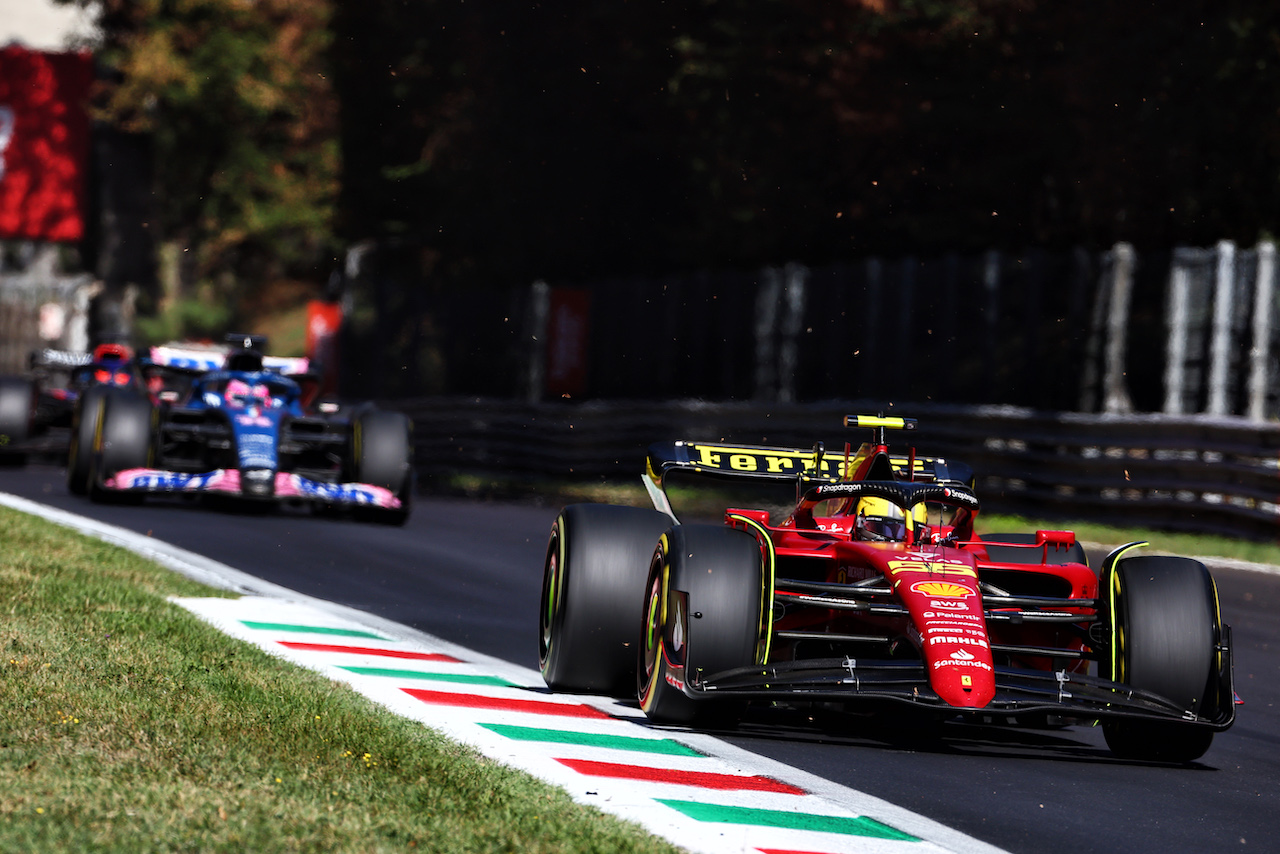 GP ITALIA, Carlos Sainz Jr (ESP) Ferrari F1-75.
11.09.2022. Formula 1 World Championship, Rd 16, Italian Grand Prix, Monza, Italy, Gara Day.
- www.xpbimages.com, EMail: requests@xpbimages.com © Copyright: Charniaux / XPB Images