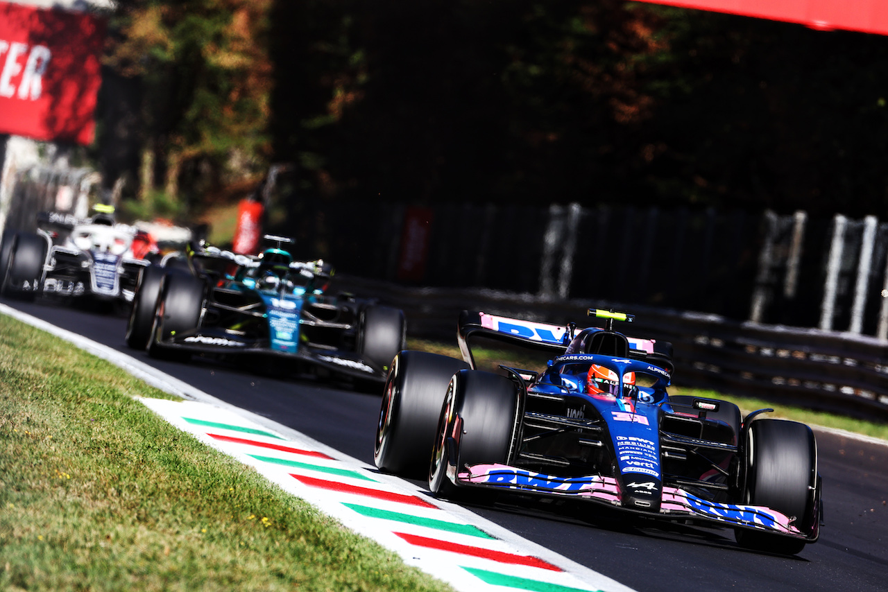 GP ITALIA, Esteban Ocon (FRA) Alpine F1 Team A522.
11.09.2022. Formula 1 World Championship, Rd 16, Italian Grand Prix, Monza, Italy, Gara Day.
- www.xpbimages.com, EMail: requests@xpbimages.com © Copyright: Charniaux / XPB Images