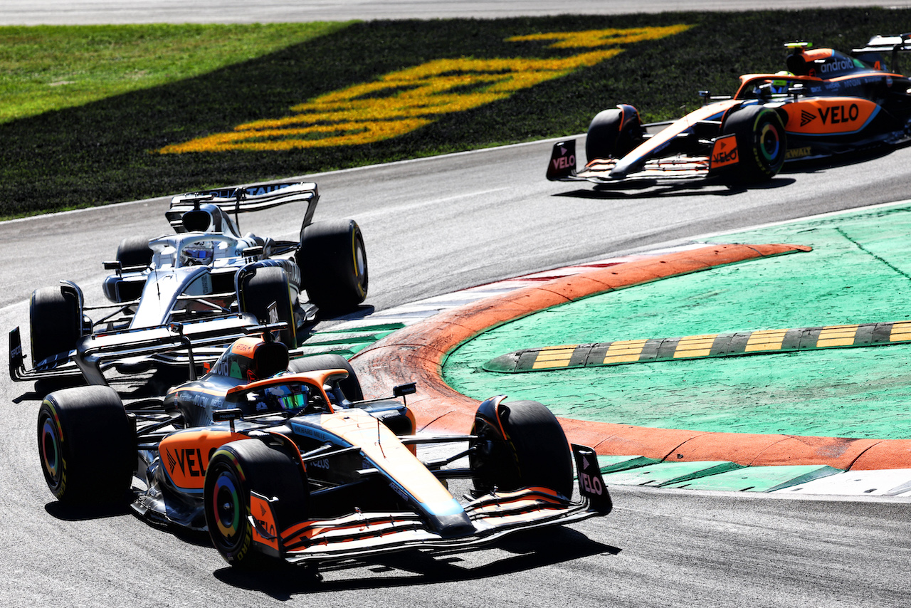 GP ITALIA, Daniel Ricciardo (AUS) McLaren MCL36.
11.09.2022. Formula 1 World Championship, Rd 16, Italian Grand Prix, Monza, Italy, Gara Day.
- www.xpbimages.com, EMail: requests@xpbimages.com © Copyright: Batchelor / XPB Images