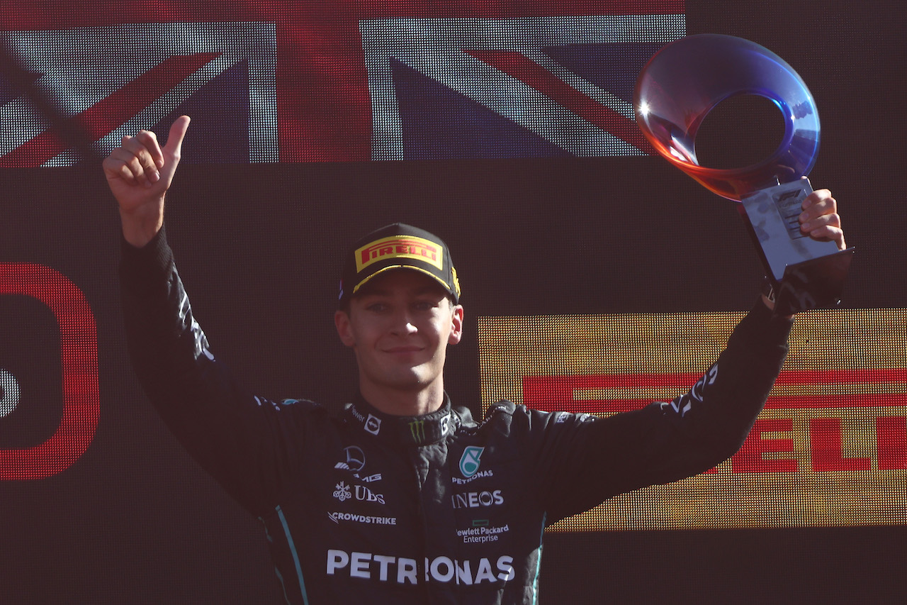GP ITALIA, 3rd place George Russell (GBR) Mercedes AMG F1 W13.
11.09.2022. Formula 1 World Championship, Rd 16, Italian Grand Prix, Monza, Italy, Gara Day.
- www.xpbimages.com, EMail: requests@xpbimages.com ¬© Copyright: Batchelor / XPB Images