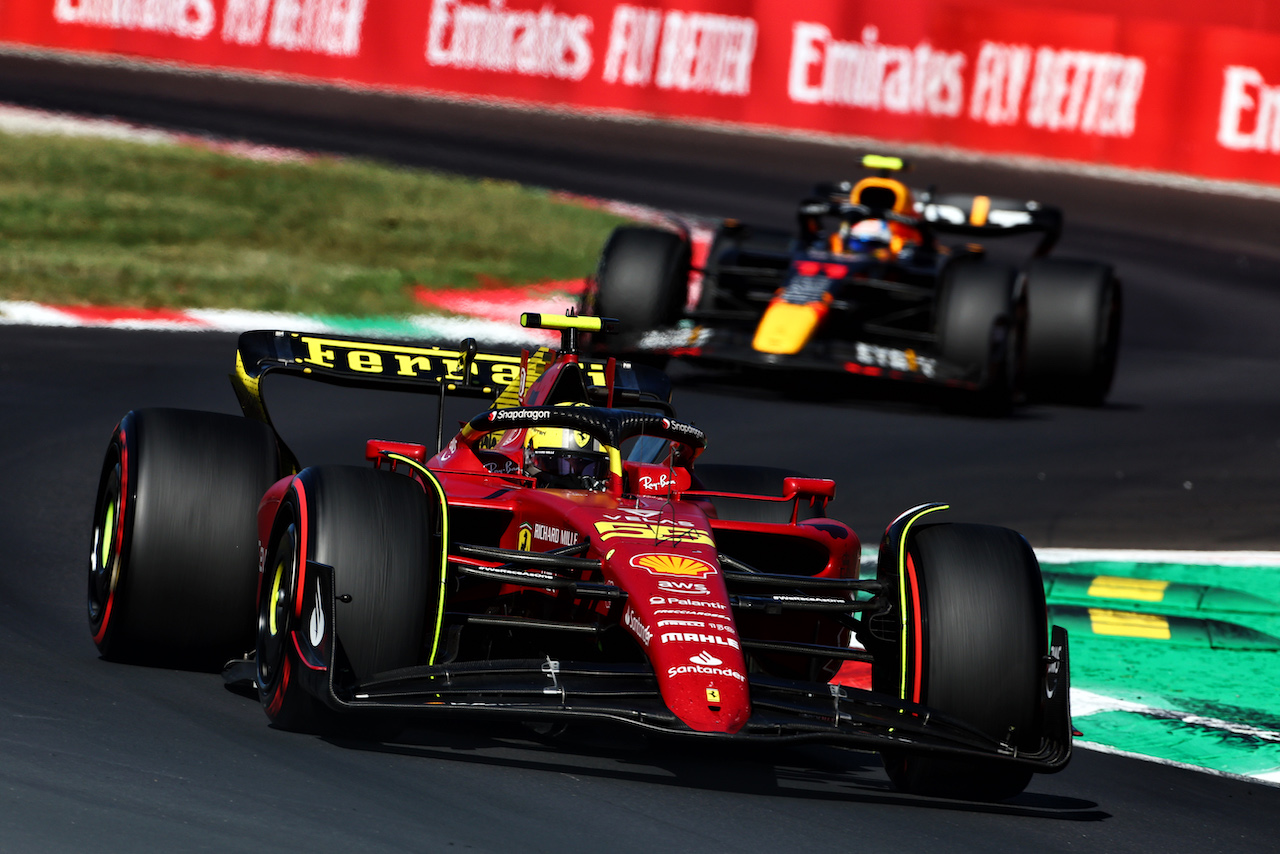 GP ITALIA, Carlos Sainz Jr (ESP) Ferrari F1-75.
11.09.2022. Formula 1 World Championship, Rd 16, Italian Grand Prix, Monza, Italy, Gara Day.
- www.xpbimages.com, EMail: requests@xpbimages.com © Copyright: Charniaux / XPB Images