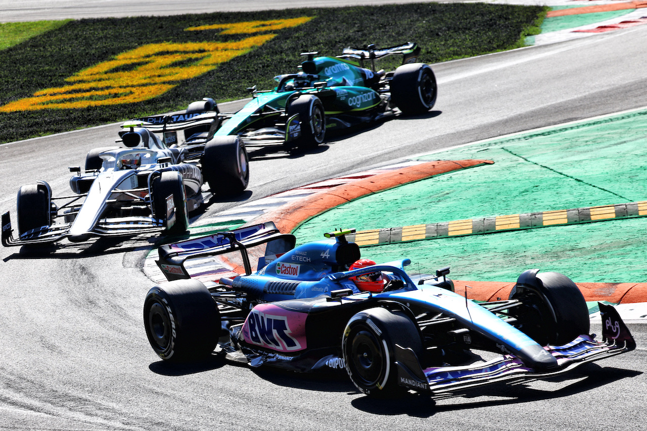 GP ITALIA, Esteban Ocon (FRA) Alpine F1 Team A522.
11.09.2022. Formula 1 World Championship, Rd 16, Italian Grand Prix, Monza, Italy, Gara Day.
- www.xpbimages.com, EMail: requests@xpbimages.com © Copyright: Batchelor / XPB Images