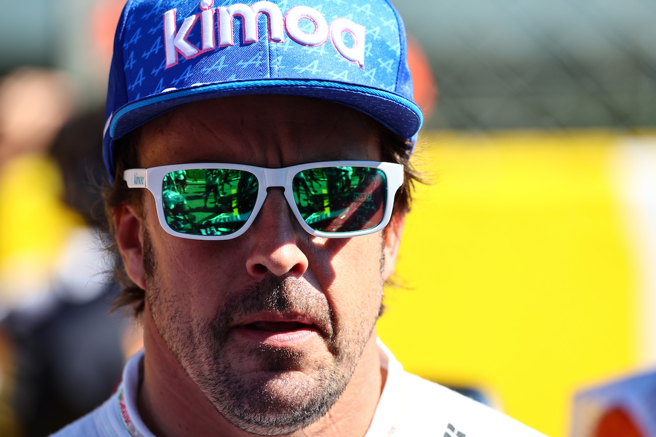 GP ITALIA, Fernando Alonso (ESP), Alpine F1 Team 
11.09.2022. Formula 1 World Championship, Rd 16, Italian Grand Prix, Monza, Italy, Gara Day.
- www.xpbimages.com, EMail: requests@xpbimages.com © Copyright: Charniaux / XPB Images