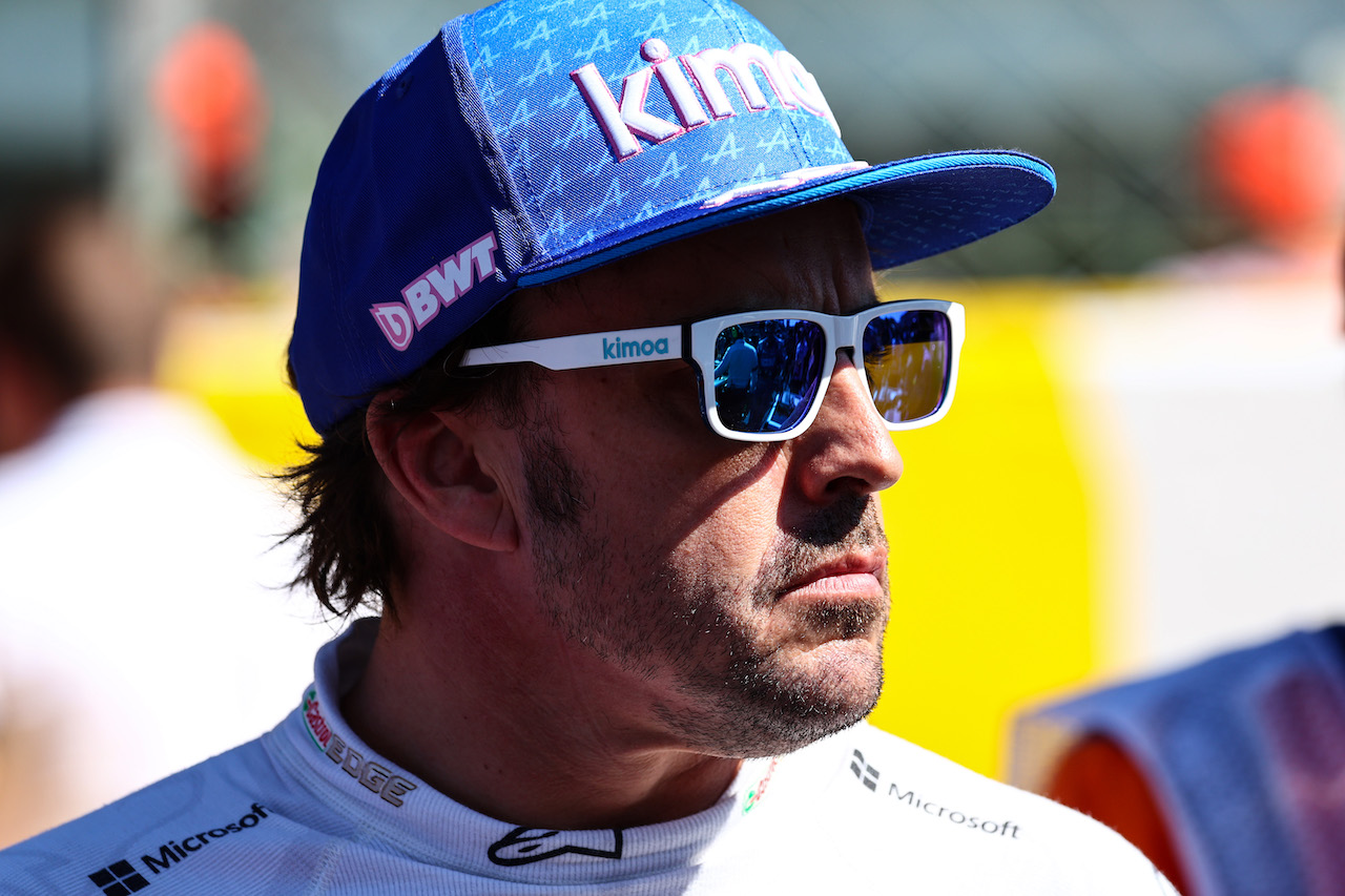GP ITALIA, Fernando Alonso (ESP), Alpine F1 Team 
11.09.2022. Formula 1 World Championship, Rd 16, Italian Grand Prix, Monza, Italy, Gara Day.
- www.xpbimages.com, EMail: requests@xpbimages.com © Copyright: Charniaux / XPB Images