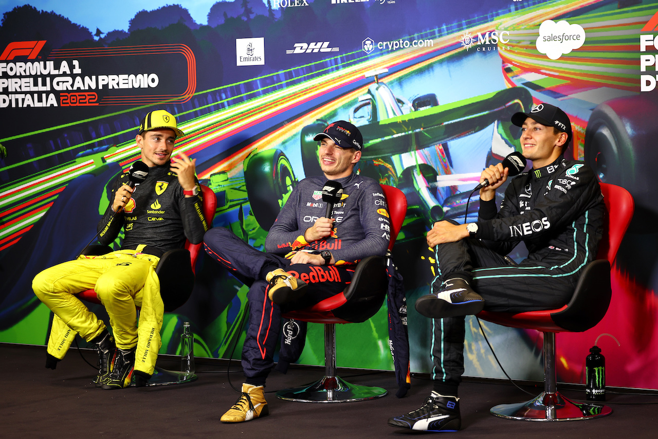 GP ITALIA, (L to R): Charles Leclerc (MON) Ferrari, Max Verstappen (NLD) Red Bull Racing; e George Russell (GBR) Mercedes AMG F1, in the post race FIA Press Conference.
11.09.2022. Formula 1 World Championship, Rd 16, Italian Grand Prix, Monza, Italy, Gara Day.
- www.xpbimages.com, EMail: requests@xpbimages.com © Copyright: Batchelor / XPB Images