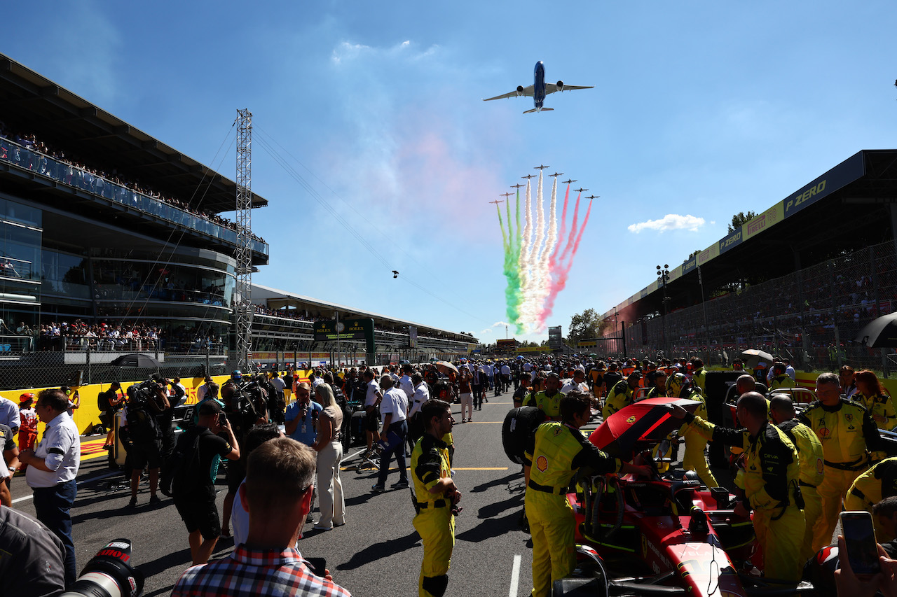 GP ITALIA, Air Display.
11.09.2022. Formula 1 World Championship, Rd 16, Italian Grand Prix, Monza, Italy, Gara Day.
- www.xpbimages.com, EMail: requests@xpbimages.com ¬© Copyright: Batchelor / XPB Images