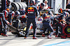 GP ITALIA, Max Verstappen (NLD) Red Bull Racing RB18 makes a pit stop.
11.09.2022. Formula 1 World Championship, Rd 16, Italian Grand Prix, Monza, Italy, Gara Day.
- www.xpbimages.com, EMail: requests@xpbimages.com © Copyright: Bearne / XPB Images