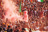 GP ITALIA, Circuit Atmosfera - fans at the podium.
11.09.2022. Formula 1 World Championship, Rd 16, Italian Grand Prix, Monza, Italy, Gara Day.
- www.xpbimages.com, EMail: requests@xpbimages.com © Copyright: Bearne / XPB Images