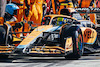 GP ITALIA, Lando Norris (GBR) McLaren MCL36 makes a pit stop.
11.09.2022. Formula 1 World Championship, Rd 16, Italian Grand Prix, Monza, Italy, Gara Day.
- www.xpbimages.com, EMail: requests@xpbimages.com © Copyright: Bearne / XPB Images