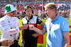 GP ITALIA, Valtteri Bottas (FIN) Alfa Romeo F1 Team C42 with Mika Hakkinen (FIN). 
11.09.2022. Formula 1 World Championship, Rd 16, Italian Grand Prix, Monza, Italy, Gara Day.
- www.xpbimages.com, EMail: requests@xpbimages.com ¬© Copyright: Batchelor / XPB Images