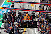 GP ITALIA, Max Verstappen (NLD) Red Bull Racing RB18 makes a pit stop.
11.09.2022. Formula 1 World Championship, Rd 16, Italian Grand Prix, Monza, Italy, Gara Day.
 - www.xpbimages.com, EMail: requests@xpbimages.com © Copyright: Coates / XPB Images