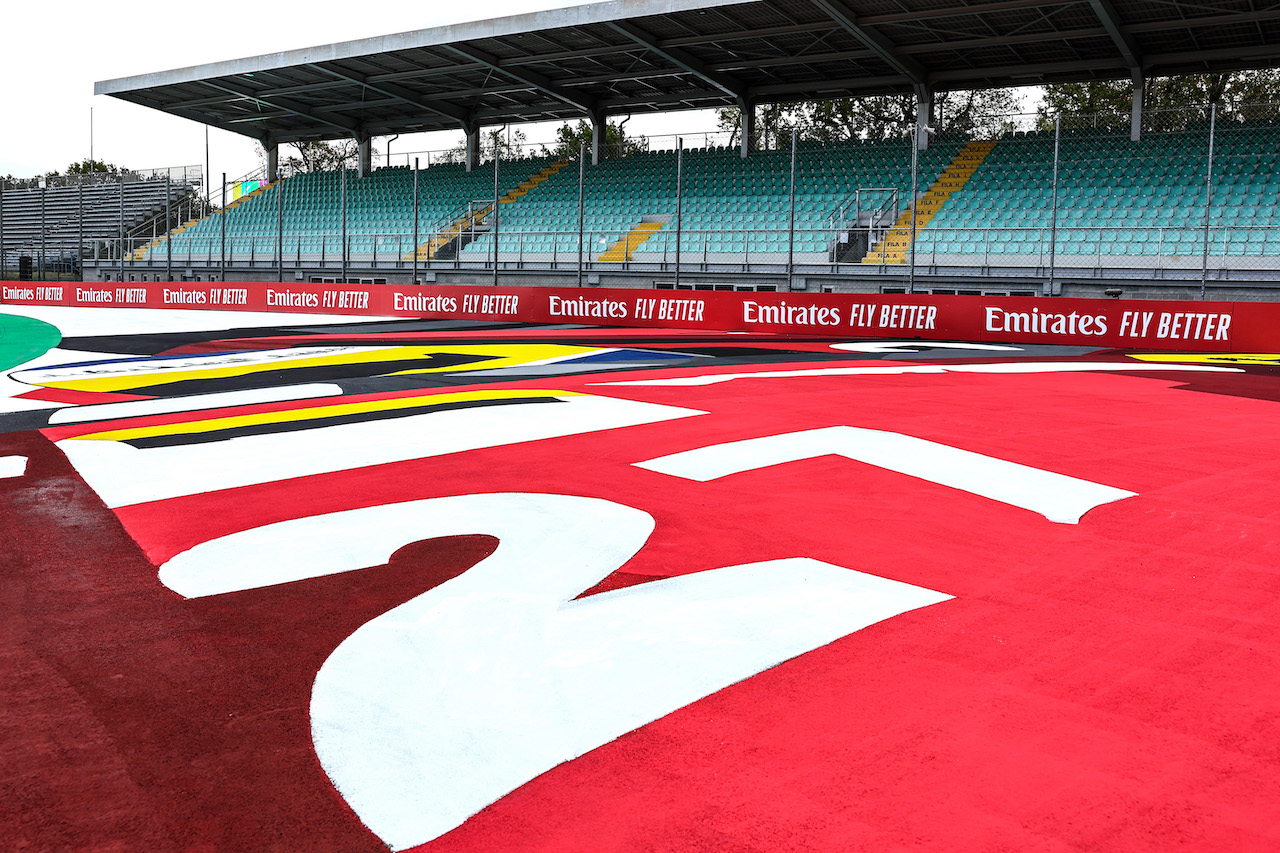 GP ITALIA, Track Atmosphere 
08.09.2022. Formula 1 World Championship, Rd 16, Italian Grand Prix, Monza, Italy, Preparation Day.
- www.xpbimages.com, EMail: requests@xpbimages.com ¬© Copyright: Charniaux / XPB Images