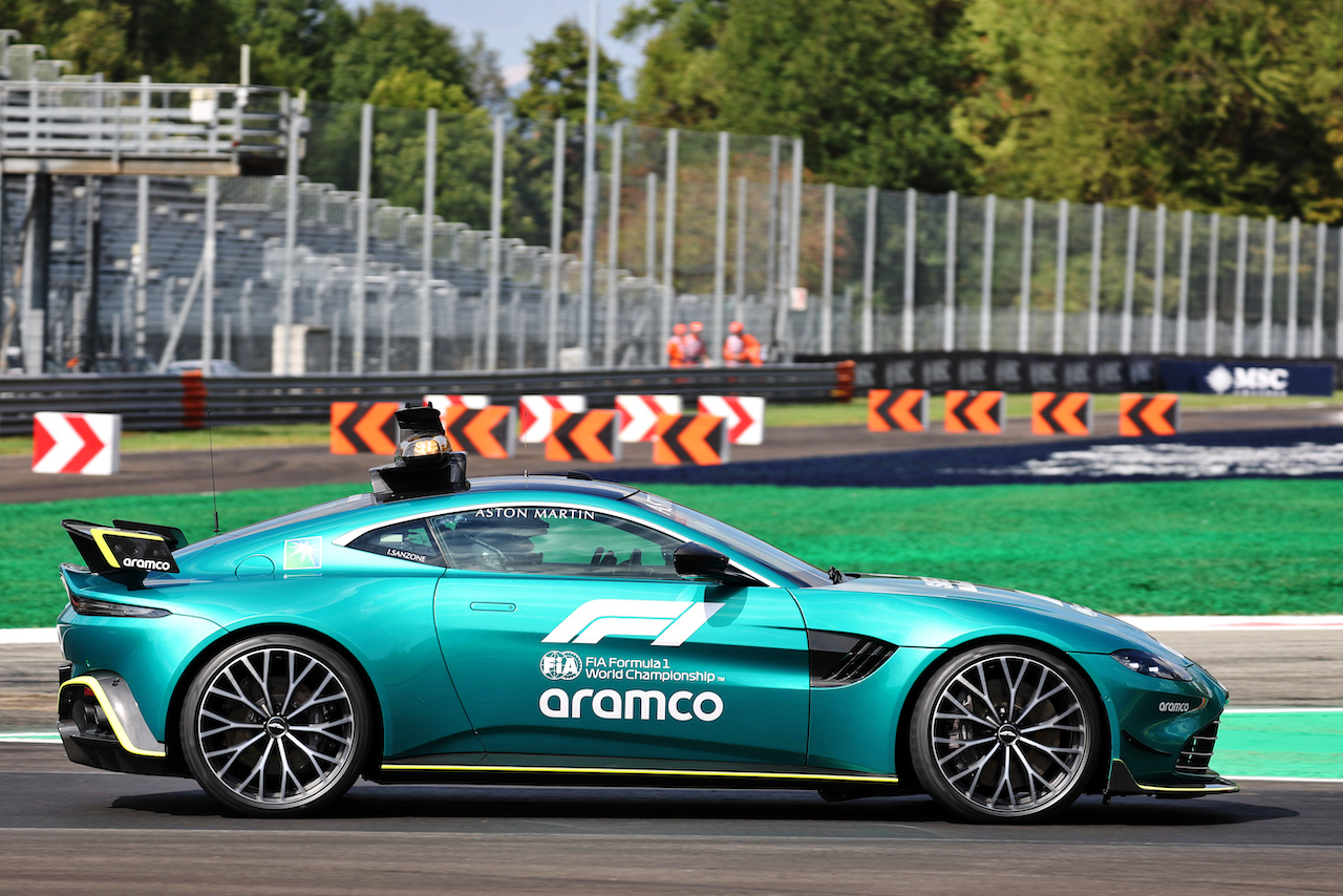 GP ITALIA, Aston Martin FIA Safety Car.
08.09.2022. Formula 1 World Championship, Rd 16, Italian Grand Prix, Monza, Italy, Preparation Day.
- www.xpbimages.com, EMail: requests@xpbimages.com © Copyright: Bearne / XPB Images