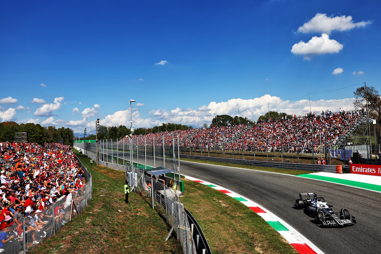 GP ITALIA, Pierre Gasly (FRA) AlphaTauri AT03.
10.09.2022. Formula 1 World Championship, Rd 16, Italian Grand Prix, Monza, Italy, Qualifiche Day.
- www.xpbimages.com, EMail: requests@xpbimages.com © Copyright: Batchelor / XPB Images