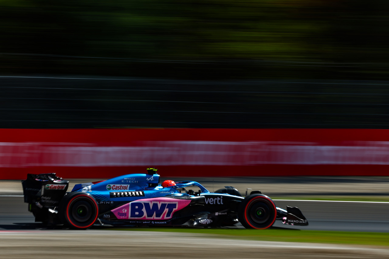 GP ITALIA, Esteban Ocon (FRA), Alpine F1 Team 
10.09.2022. Formula 1 World Championship, Rd 16, Italian Grand Prix, Monza, Italy, Qualifiche Day.
- www.xpbimages.com, EMail: requests@xpbimages.com ¬© Copyright: Charniaux / XPB Images