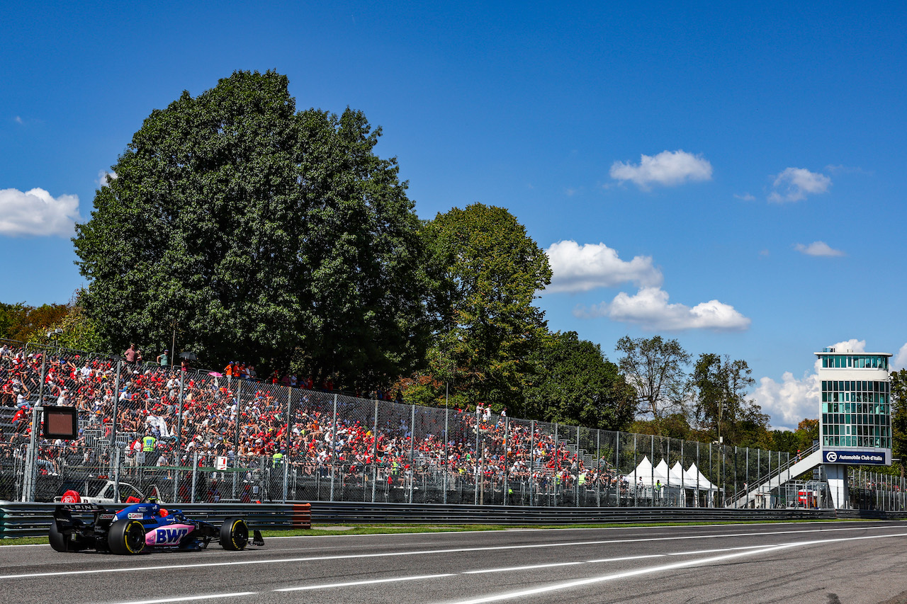 GP ITALIA, Esteban Ocon (FRA), Alpine F1 Team 
10.09.2022. Formula 1 World Championship, Rd 16, Italian Grand Prix, Monza, Italy, Qualifiche Day.
- www.xpbimages.com, EMail: requests@xpbimages.com ¬© Copyright: Charniaux / XPB Images