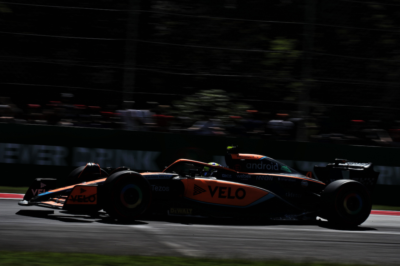 GP ITALIA, Lando Norris (GBR) McLaren MCL36.
10.09.2022. Formula 1 World Championship, Rd 16, Italian Grand Prix, Monza, Italy, Qualifiche Day.
 - www.xpbimages.com, EMail: requests@xpbimages.com © Copyright: Coates / XPB Images