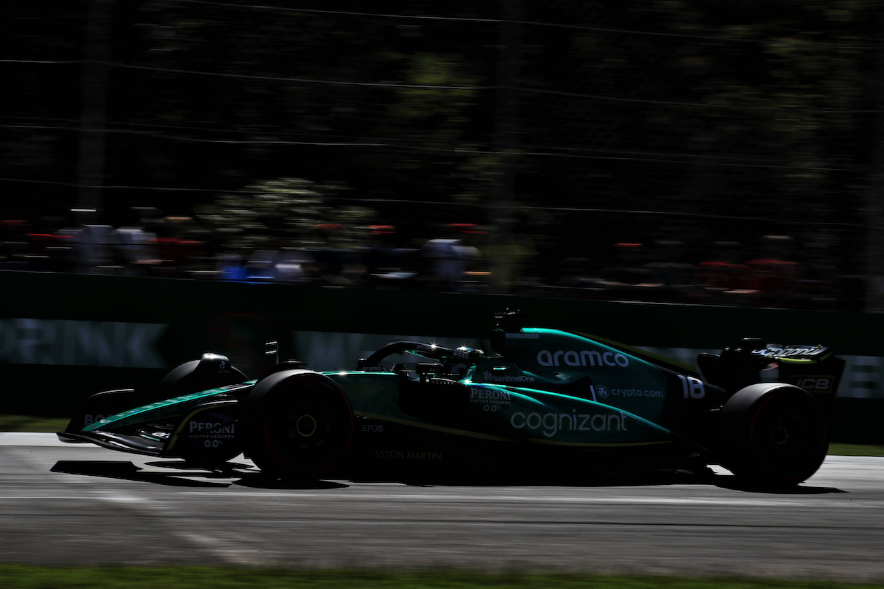 GP ITALIA, Lance Stroll (CDN) Aston Martin F1 Team AMR22.
10.09.2022. Formula 1 World Championship, Rd 16, Italian Grand Prix, Monza, Italy, Qualifiche Day.
 - www.xpbimages.com, EMail: requests@xpbimages.com © Copyright: Coates / XPB Images