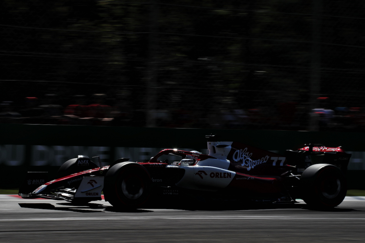 GP ITALIA, Valtteri Bottas (FIN) Alfa Romeo F1 Team C42.
10.09.2022. Formula 1 World Championship, Rd 16, Italian Grand Prix, Monza, Italy, Qualifiche Day.
 - www.xpbimages.com, EMail: requests@xpbimages.com © Copyright: Coates / XPB Images