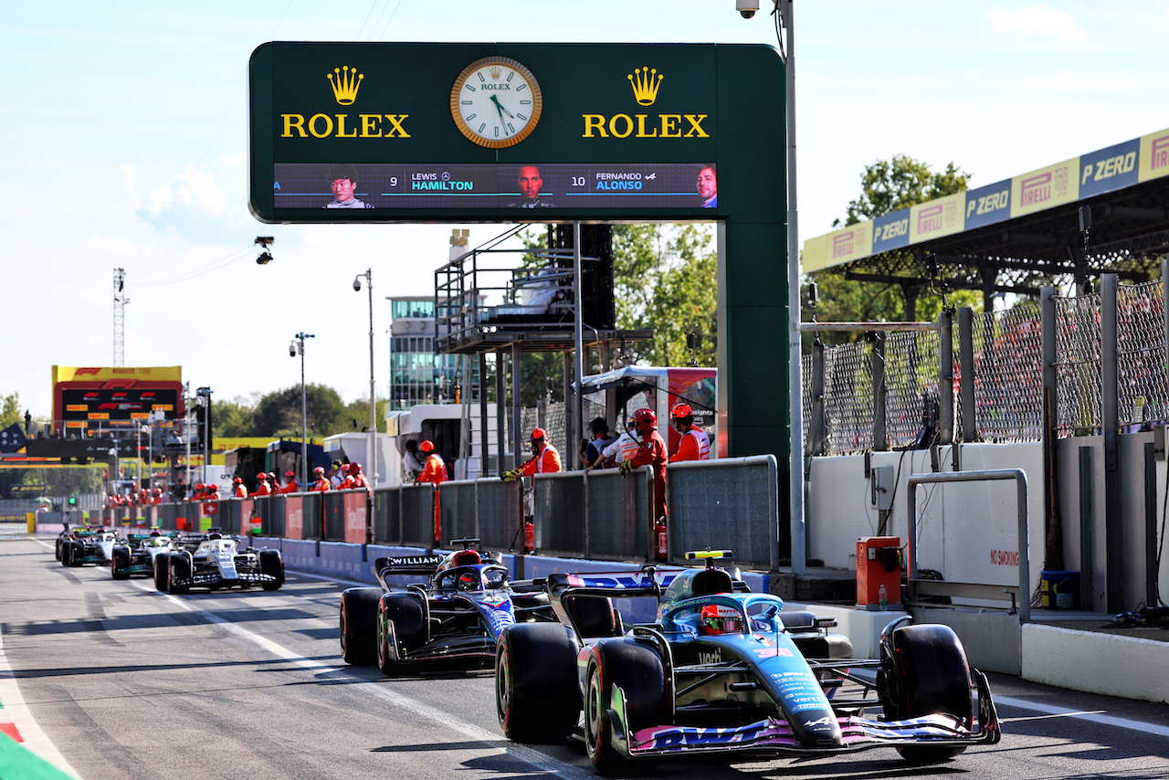 GP ITALIA, Esteban Ocon (FRA) Alpine F1 Team A522.
10.09.2022. Formula 1 World Championship, Rd 16, Italian Grand Prix, Monza, Italy, Qualifiche Day.
- www.xpbimages.com, EMail: requests@xpbimages.com © Copyright: Batchelor / XPB Images