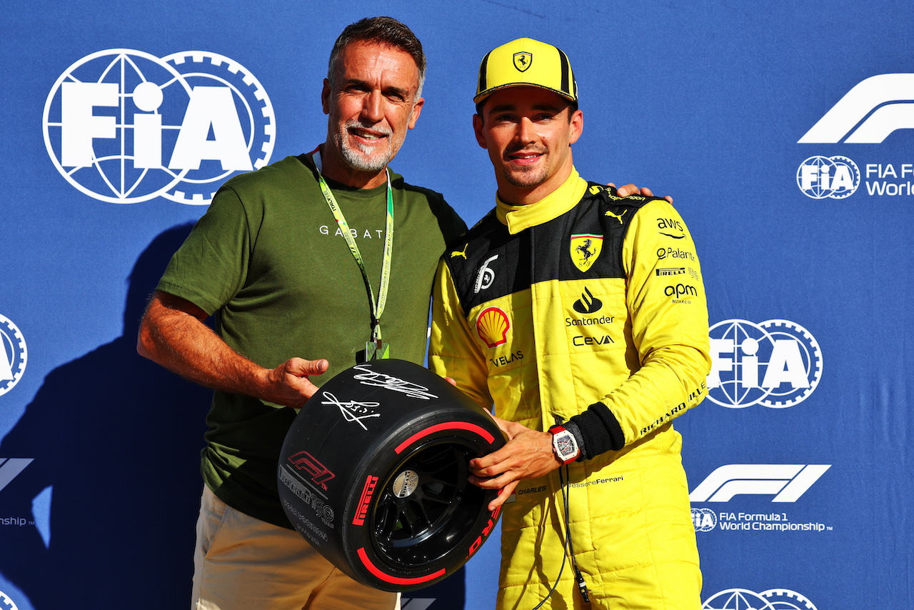 GP ITALIA, Charles Leclerc (MON) Ferrari celebrates his pole position in qualifying parc ferme.
10.09.2022. Formula 1 World Championship, Rd 16, Italian Grand Prix, Monza, Italy, Qualifiche Day.
- www.xpbimages.com, EMail: requests@xpbimages.com © Copyright: Batchelor / XPB Images