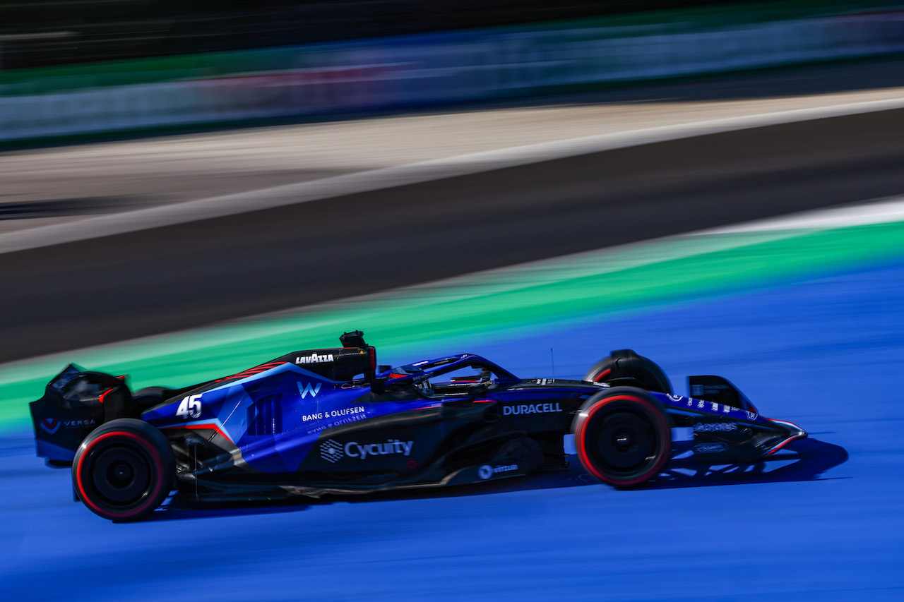 GP ITALIA, Nyck de Vries (NLD) Williams Racing 
10.09.2022. Formula 1 World Championship, Rd 16, Italian Grand Prix, Monza, Italy, Qualifiche Day.
- www.xpbimages.com, EMail: requests@xpbimages.com ¬© Copyright: Charniaux / XPB Images