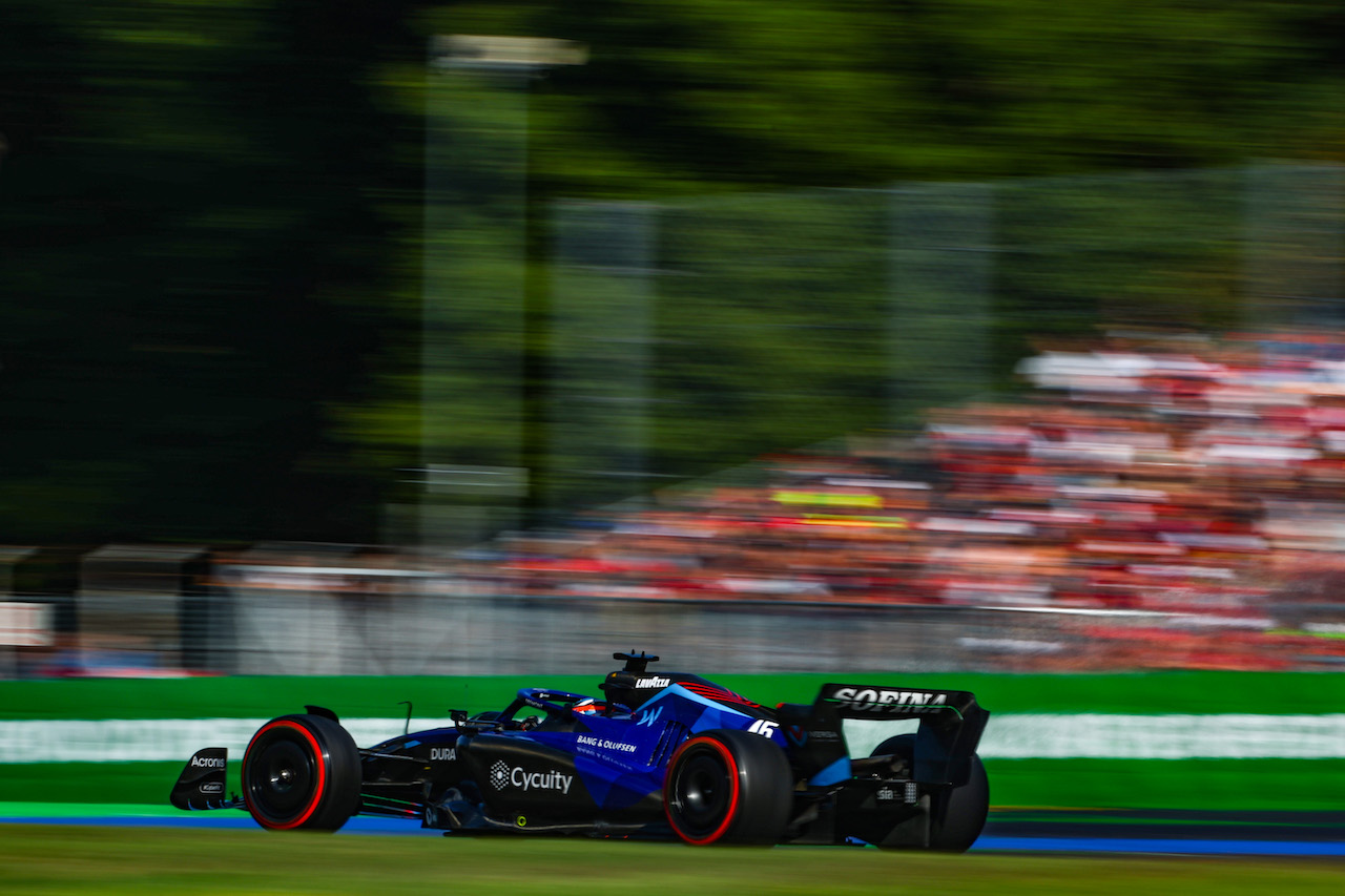 GP ITALIA, Nyck de Vries (NLD) Williams Racing 
10.09.2022. Formula 1 World Championship, Rd 16, Italian Grand Prix, Monza, Italy, Qualifiche Day.
- www.xpbimages.com, EMail: requests@xpbimages.com ¬© Copyright: Charniaux / XPB Images