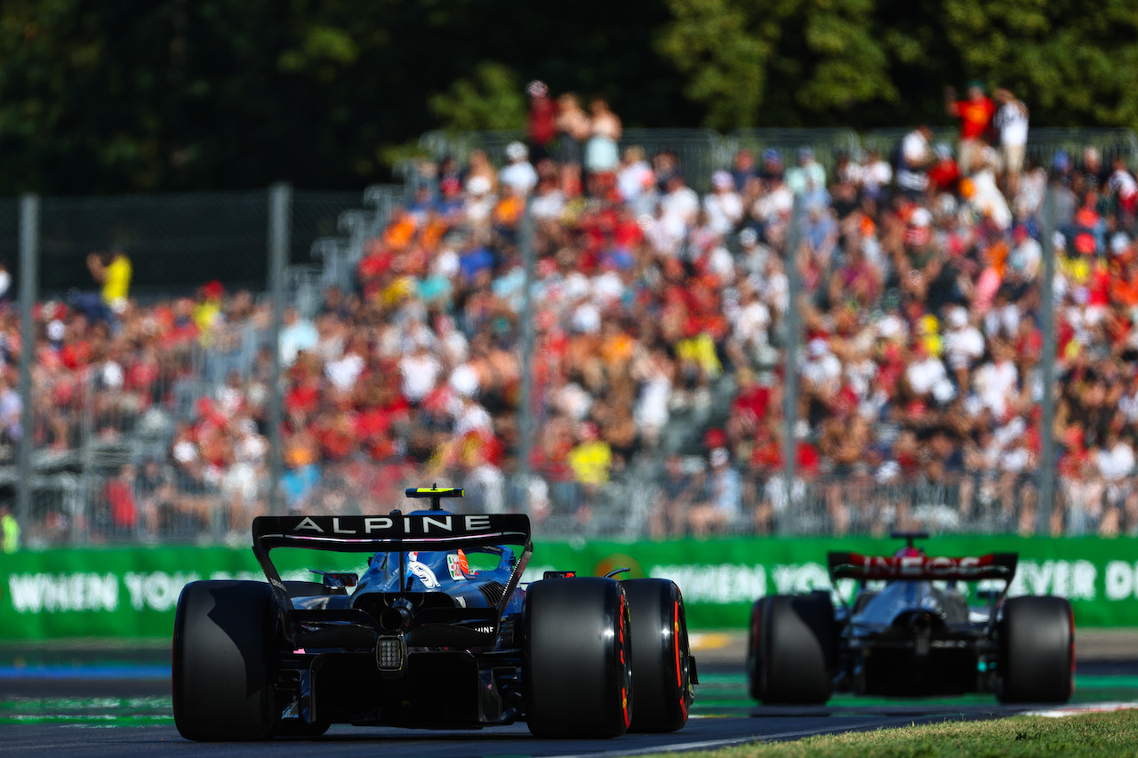 GP ITALIA, Esteban Ocon (FRA), Alpine F1 Team 
10.09.2022. Formula 1 World Championship, Rd 16, Italian Grand Prix, Monza, Italy, Qualifiche Day.
- www.xpbimages.com, EMail: requests@xpbimages.com ¬© Copyright: Charniaux / XPB Images