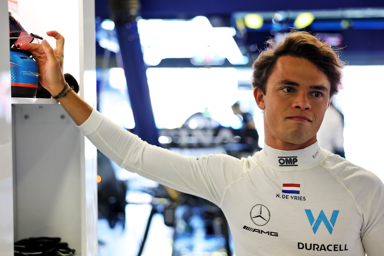 GP ITALIA, Nyck de Vries (NLD) Williams Racing Reserve Driver.
10.09.2022. Formula 1 World Championship, Rd 16, Italian Grand Prix, Monza, Italy, Qualifiche Day.
- www.xpbimages.com, EMail: requests@xpbimages.com © Copyright: Bearne / XPB Images