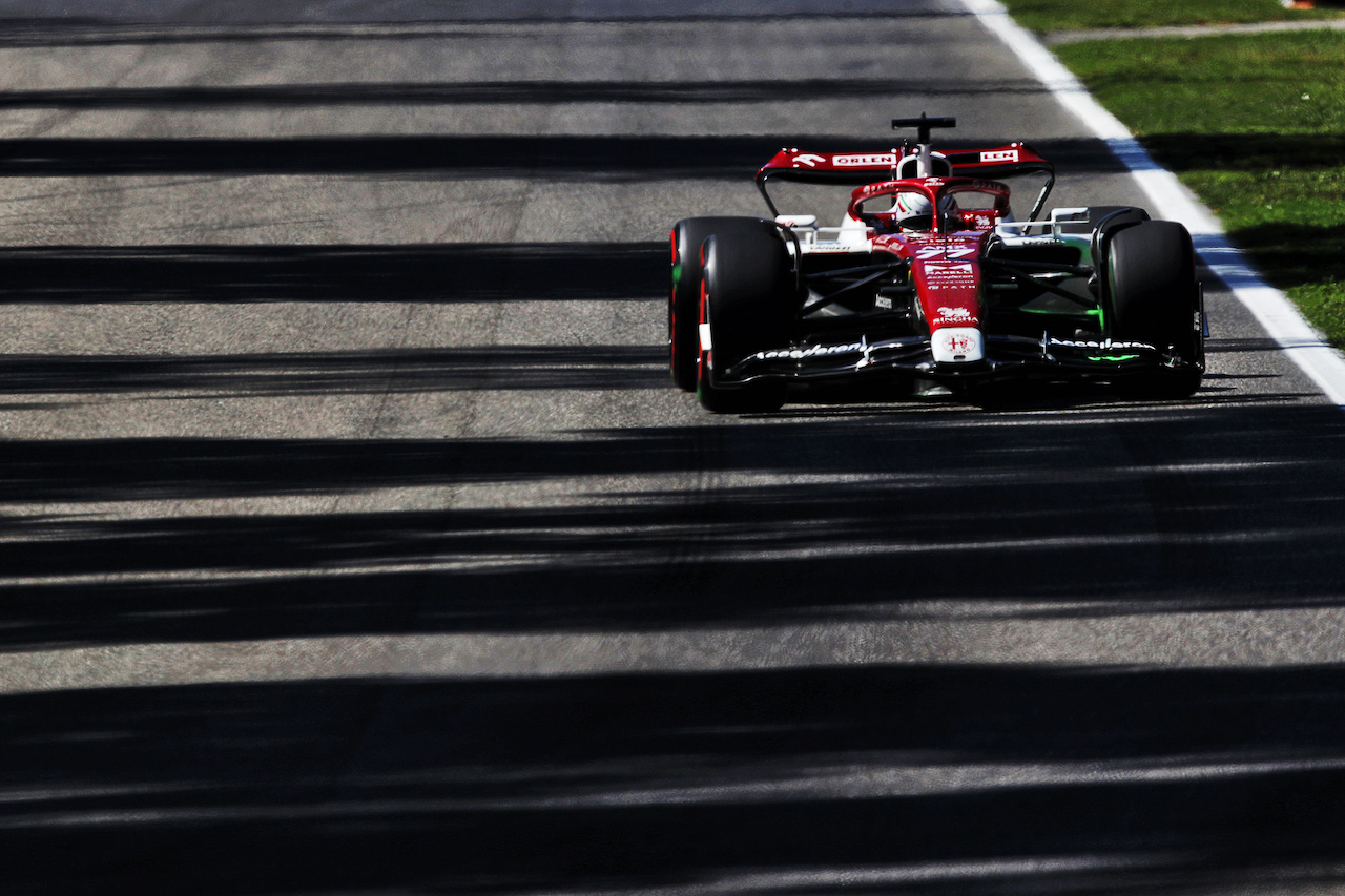 GP ITALIA, Valtteri Bottas (FIN) Alfa Romeo F1 Team C42.
10.09.2022. Formula 1 World Championship, Rd 16, Italian Grand Prix, Monza, Italy, Qualifiche Day.
 - www.xpbimages.com, EMail: requests@xpbimages.com © Copyright: Coates / XPB Images