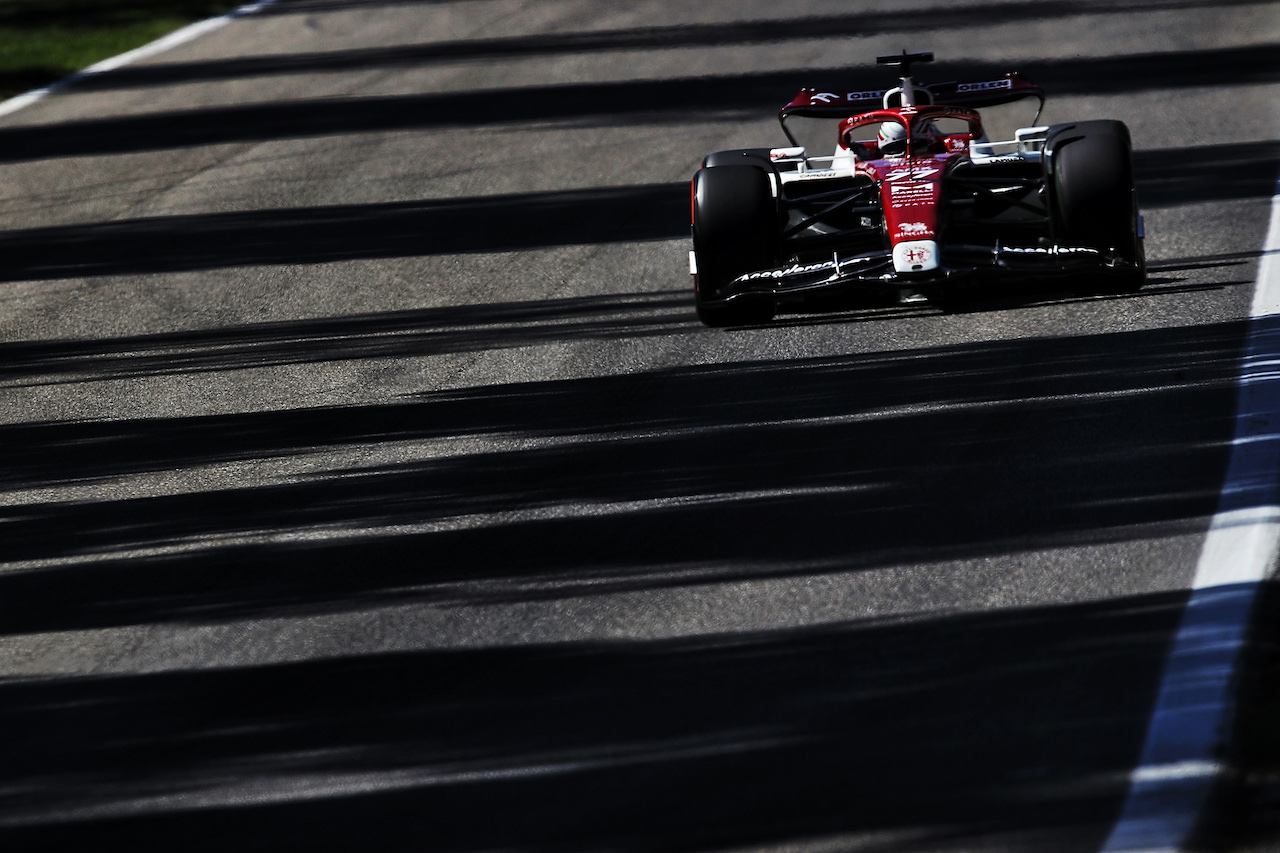 GP ITALIA, Valtteri Bottas (FIN) Alfa Romeo F1 Team C42.
10.09.2022. Formula 1 World Championship, Rd 16, Italian Grand Prix, Monza, Italy, Qualifiche Day.
 - www.xpbimages.com, EMail: requests@xpbimages.com © Copyright: Coates / XPB Images