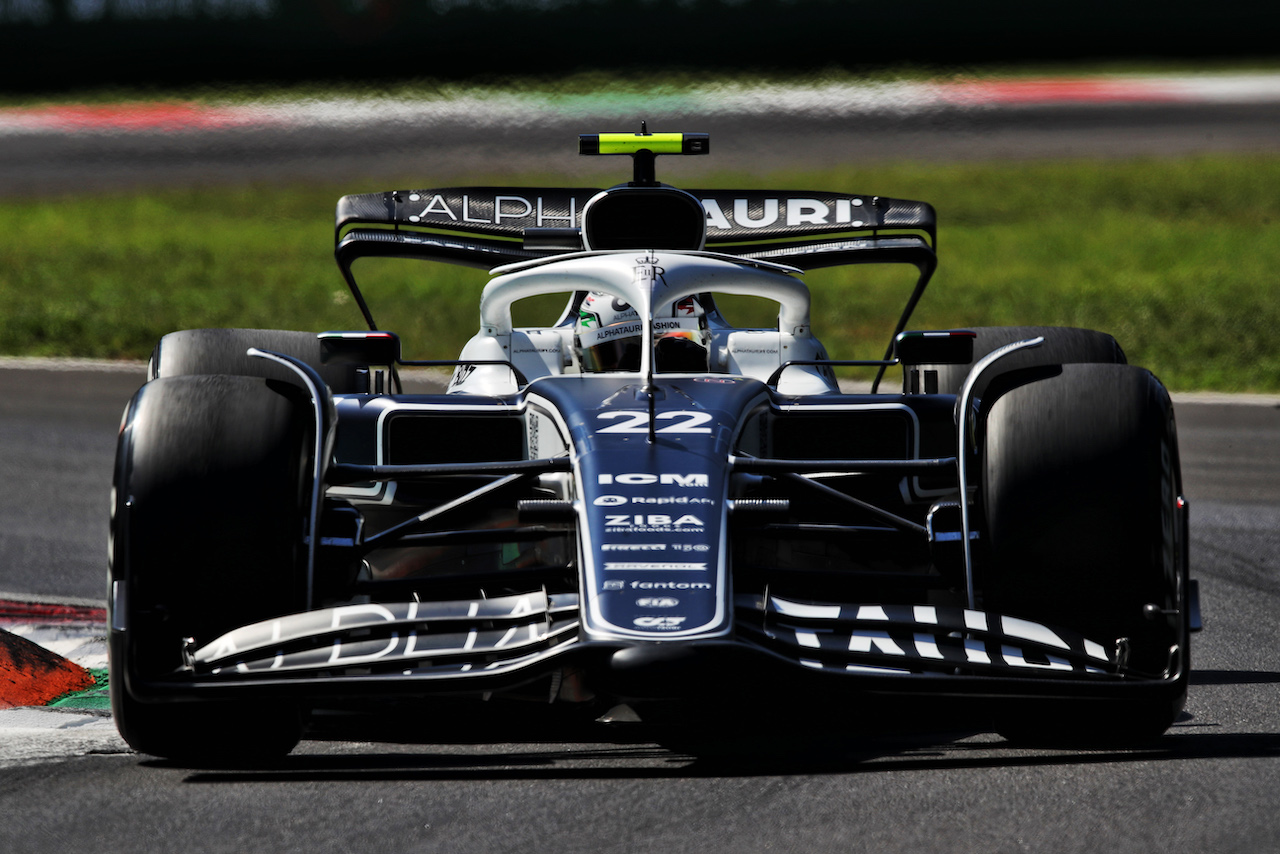 GP ITALIA, Yuki Tsunoda (JPN) AlphaTauri AT03.
10.09.2022. Formula 1 World Championship, Rd 16, Italian Grand Prix, Monza, Italy, Qualifiche Day.
 - www.xpbimages.com, EMail: requests@xpbimages.com © Copyright: Coates / XPB Images
