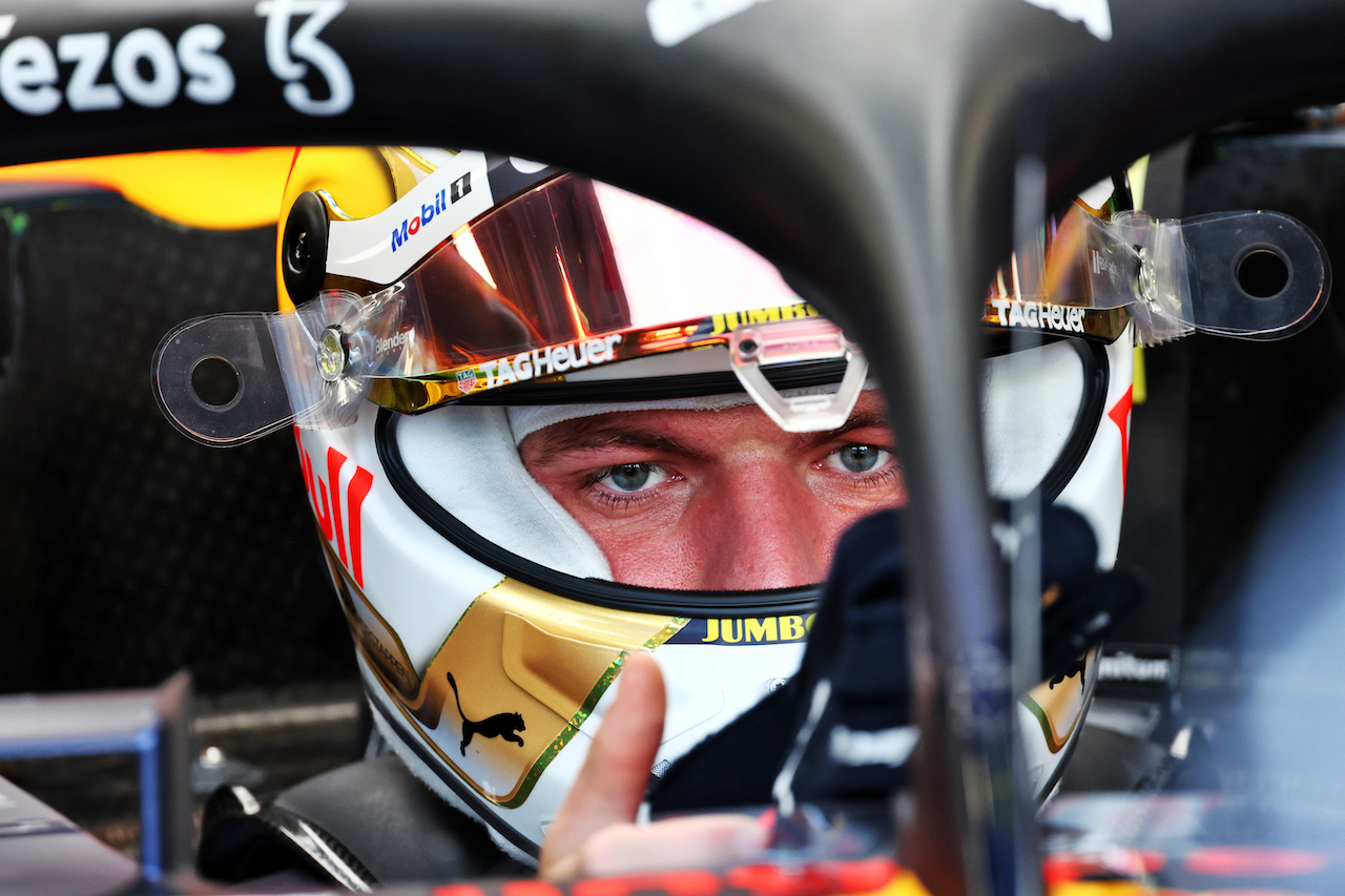 GP ITALIA, Max Verstappen (NLD) Red Bull Racing.
09.09.2022. Formula 1 World Championship, Rd 16, Italian Grand Prix, Monza, Italy, Practice Day.
- www.xpbimages.com, EMail: requests@xpbimages.com © Copyright: Batchelor / XPB Images