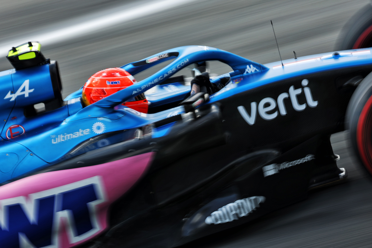 GP ITALIA, Esteban Ocon (FRA) Alpine F1 Team A522.
09.09.2022. Formula 1 World Championship, Rd 16, Italian Grand Prix, Monza, Italy, Practice Day.
- www.xpbimages.com, EMail: requests@xpbimages.com © Copyright: Bearne / XPB Images