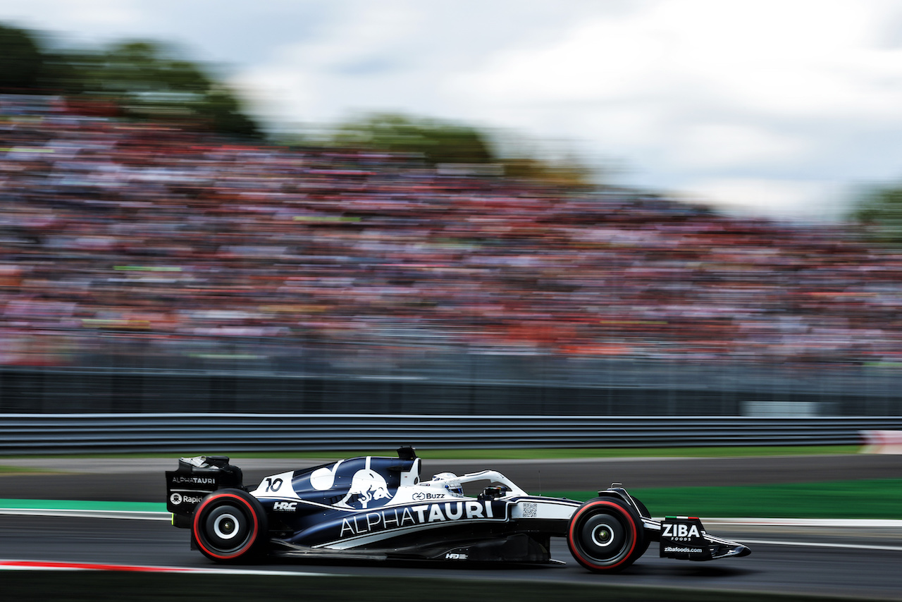 GP ITALIA, Pierre Gasly (FRA) AlphaTauri AT03.
09.09.2022. Formula 1 World Championship, Rd 16, Italian Grand Prix, Monza, Italy, Practice Day.
- www.xpbimages.com, EMail: requests@xpbimages.com © Copyright: Bearne / XPB Images